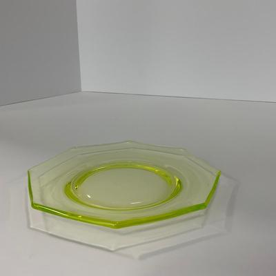 -141- URANIUM | Vaseline Glass Small Plate