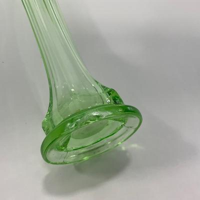 -142- URANIUM | Green Mid Century Stretch Vase
