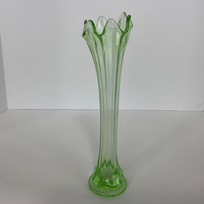 -142- URANIUM | Green Mid Century Stretch Vase