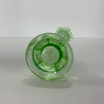 -142- URANIUM | Green Mid Century Stretch Vase