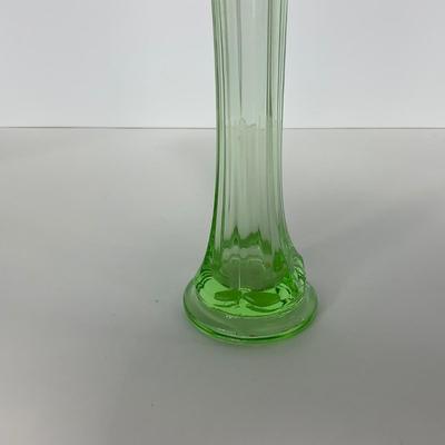 -142- URANIUM | Green Mid Century Stretch Vase