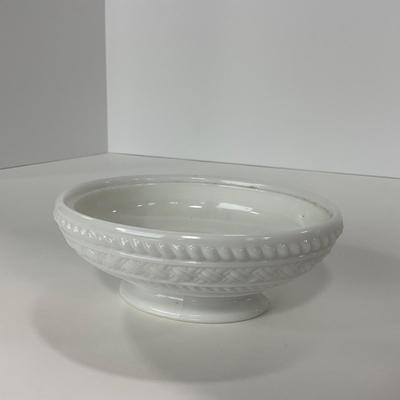 -145- GLASSWARE | Milk Glass Bird Covered Dish