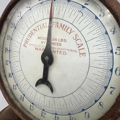 Vintage Prudential Family Scale American Cutlery Co. Grocery Store Butcher Metal Scale