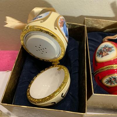 Set of Two Opening Egg Box Ornaments
