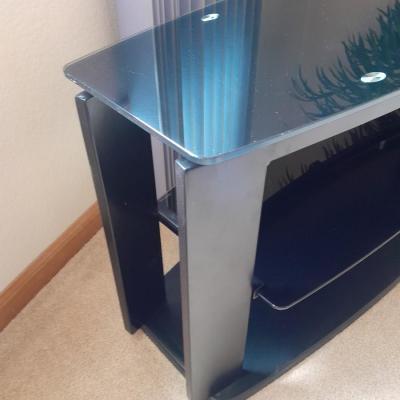 Black Two-tiered Tempered glass TV stand