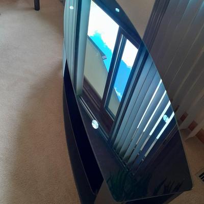 Black Two-tiered Tempered glass TV stand
