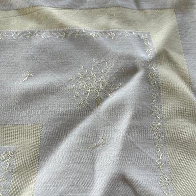 Table Cloth & napins