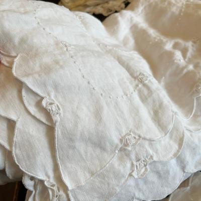 Table cloth & napkins