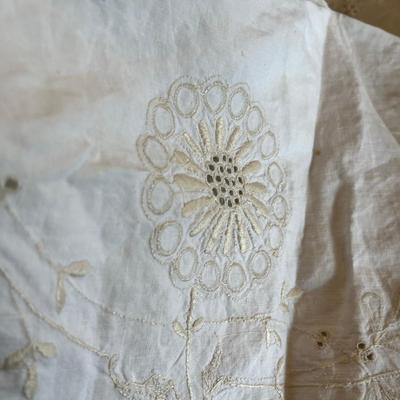 Table cloth & napkins