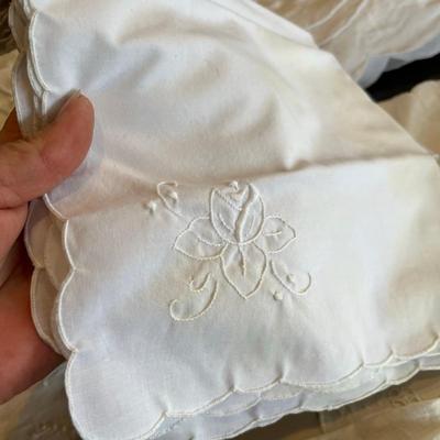 Table cloth & napkins