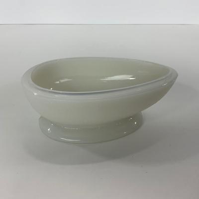 -146- GLASSWARE | Milk Glass Egg Covered Dish With Rabbit