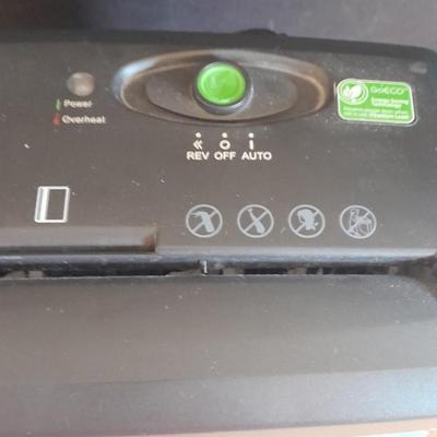 Embassy Paper shredder machine with reverse / off / auto options