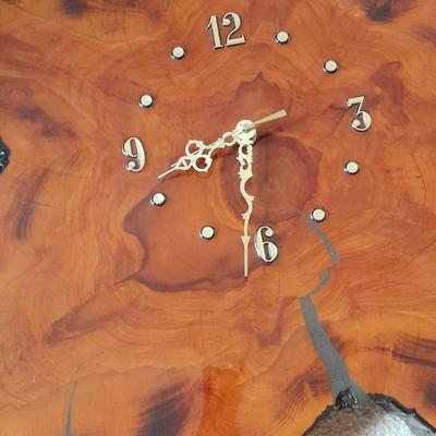 Vintage large tree slab wall clock