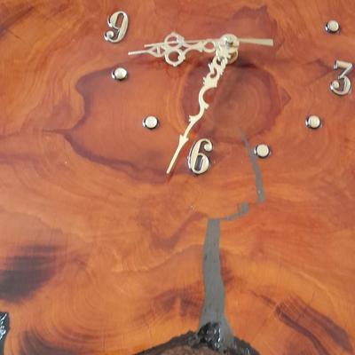 Vintage large tree slab wall clock