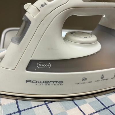 Table top ironing board & iron