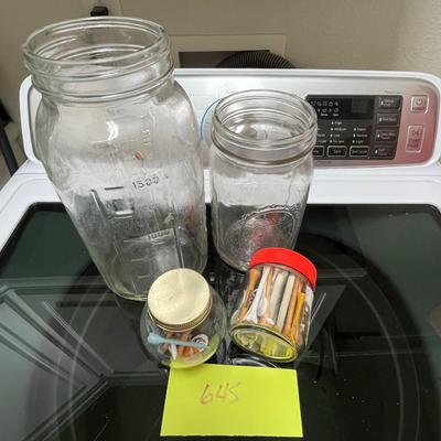 Jars & golf tees
