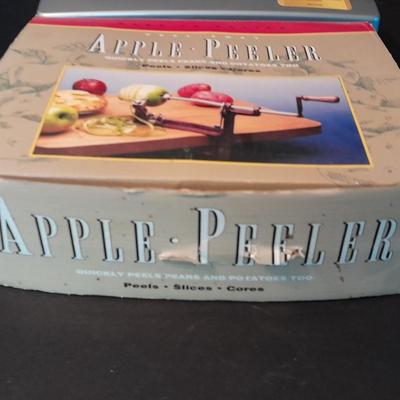 Hamilton Beach Electric carve n' set in case and Peel away Vintage Apple peeler