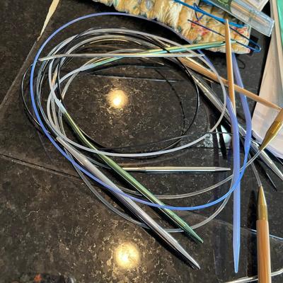 Knitting books & supplies