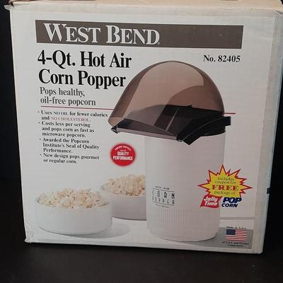 West Bend 4 QT Hot Air Corn popper with gold trimmed glass popcorn bowl
