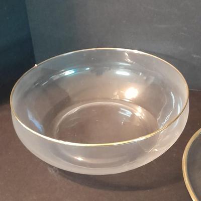 West Bend 4 QT Hot Air Corn popper with gold trimmed glass popcorn bowl