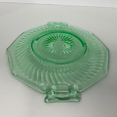 -149- URANIUM | Green Imperial Twisted Optic Cake Plate