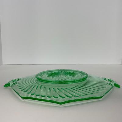 -149- URANIUM | Green Imperial Twisted Optic Cake Plate