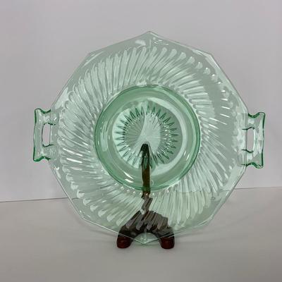 -149- URANIUM | Green Imperial Twisted Optic Cake Plate
