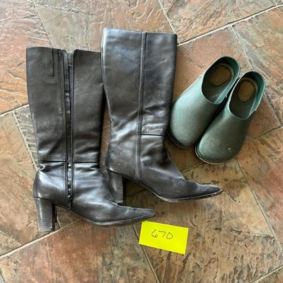 Ladies boots & clogs