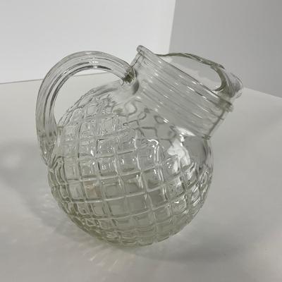 -152- GLASSWARE | Anchor Hocking Glass Co. Waterford Waffle | Pitchers & Covered Creamer