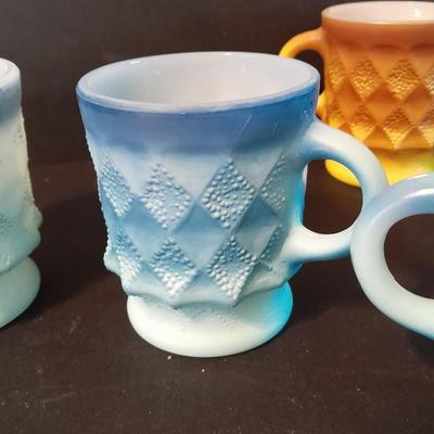 Vintage Fireking mugs and Osterizer mini blend containers blend and store.