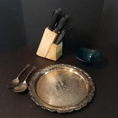 Knife block with Heirloom Silverplate platter and Wm Rogers serving spoon