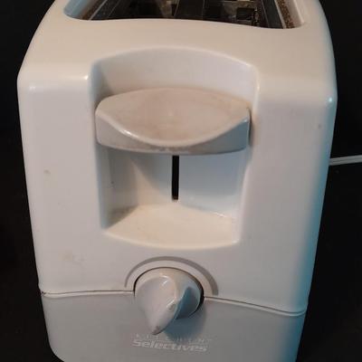 Toastmaster round waffle maker and Kitchen selectives two slice toaster