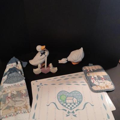 Goose Decorations