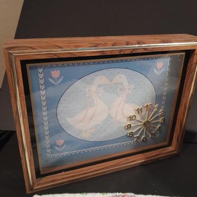 Goose Decorations Kitchen Towels, Cookie jar, Wall clock and placemats