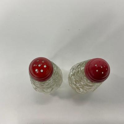 -155- GLASSWARE | Anchor Hocking Glass Co. | Salt & Pepper Shakers