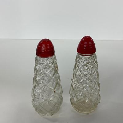 -155- GLASSWARE | Anchor Hocking Glass Co. | Salt & Pepper Shakers