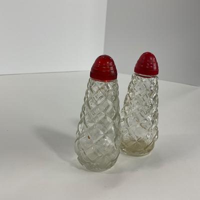 -155- GLASSWARE | Anchor Hocking Glass Co. | Salt & Pepper Shakers