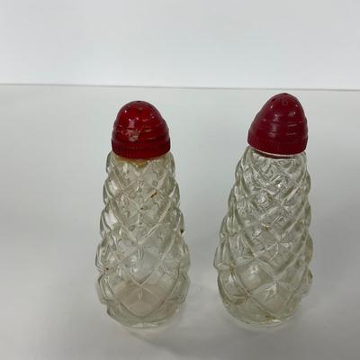 -155- GLASSWARE | Anchor Hocking Glass Co. | Salt & Pepper Shakers