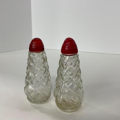 -155- GLASSWARE | Anchor Hocking Glass Co. | Salt & Pepper Shakers