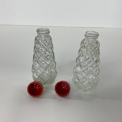 -155- GLASSWARE | Anchor Hocking Glass Co. | Salt & Pepper Shakers