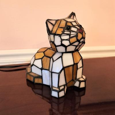 Lot #116  Figural Cat Stained Glass Table Lamp - contemporary