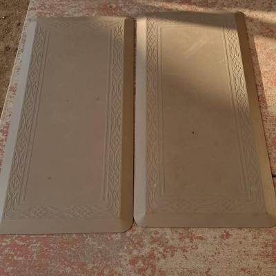 Two Cobblestone thick anti - fatigue mats