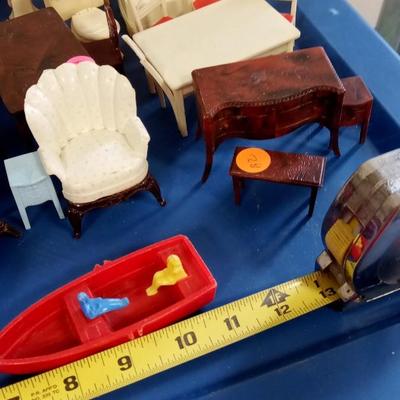 LOT 74   LARGE LOT OF RENWAL DOLLHOUSE FURNITURE