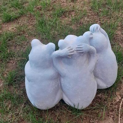 Hear no, see no, speak no Yard frogs