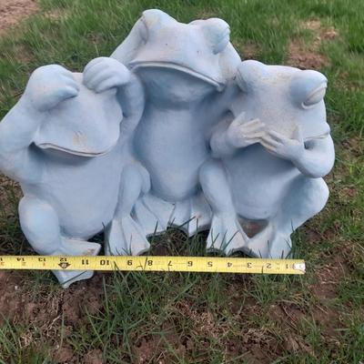 Hear no, see no, speak no Yard frogs