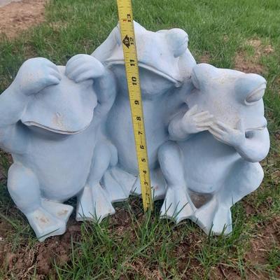 Hear no, see no, speak no Yard frogs