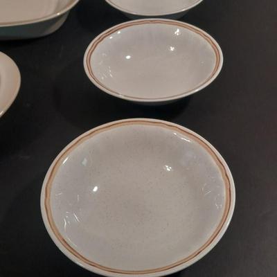 Noritake stoneware Painted Desert Casserole / baking dishes and six American heritage stoneware bowls