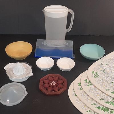 Plastic food storage and Vera Daisy placemats