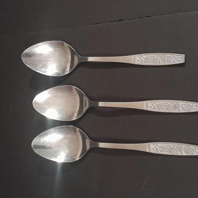 Customcraft stainless flatware with flower handles