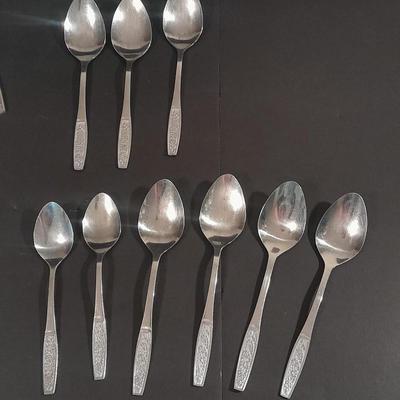 Customcraft stainless flatware with flower handles